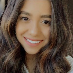 Meet your Posher, Arely